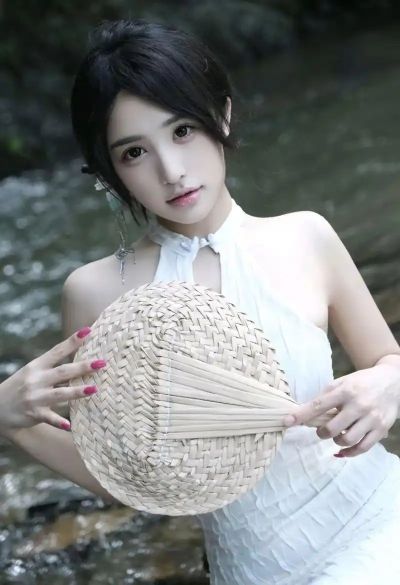 怪诞小镇